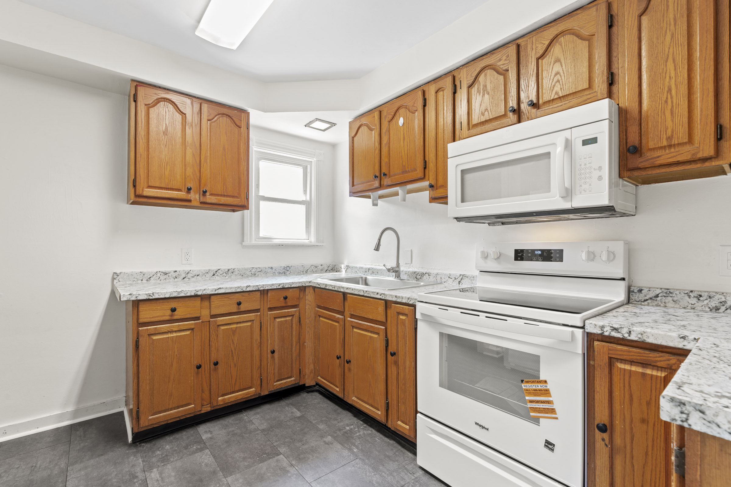 2602 Elmo Place
